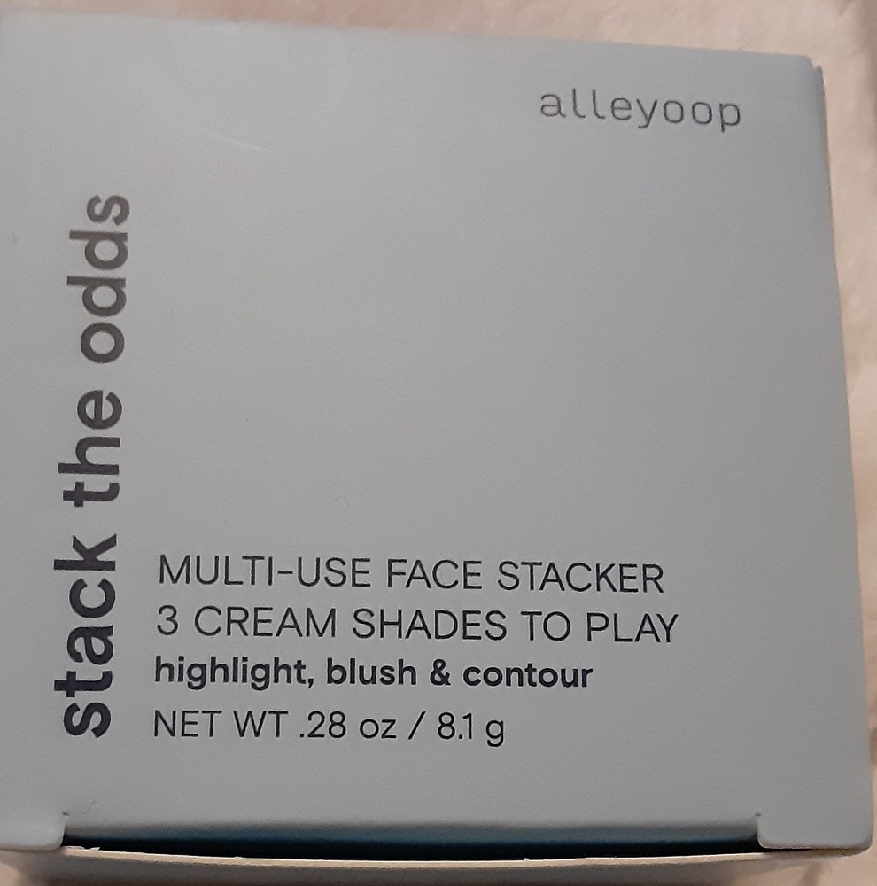 Multi-Use Face Stacker in Cream Shades